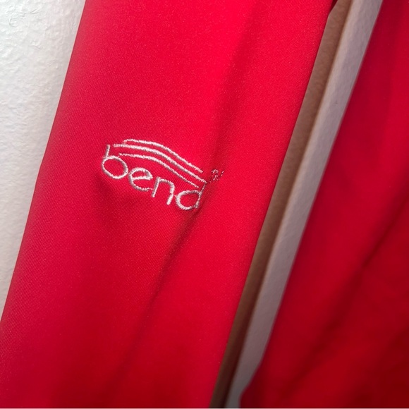 The Ohio State University Funnel Neck Buckeyes Lightweight Sweatshirt Red Sz XS - Picture 6 of 8